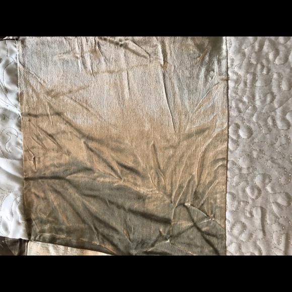 King comforter - Nicole Miller Designer - Picture 10 of 15